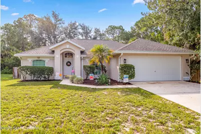 585 Sea Fury Avenue SW, Palm Bay, FL 32908 - Photo 3