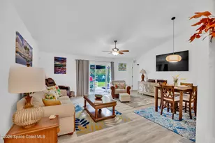 585 Sea Fury Ave SW, Palm Bay, FL 32908 - Photo 5