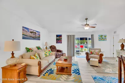 585 Sea Fury Avenue SW, Palm Bay, FL 32908 - Photo 5