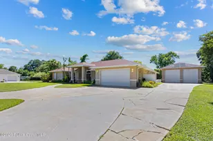 4135 Indian River Dr, Cocoa, FL 32927 - Photo 3