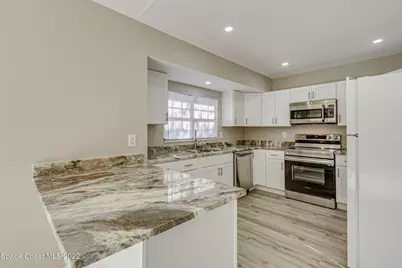 201 Jefferson Avenue NW, Palm Bay, FL 32907 - Photo 7