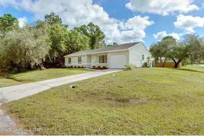 201 Jefferson Avenue NW, Palm Bay, FL 32907 - Photo 3