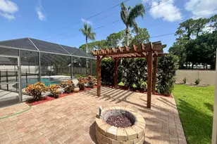 596 Lake Ashley Cir, Melbourne, FL 32904 - Photo 29