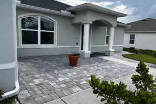 598 Brickell St SE, Melbourne, FL 32908 - Photo 1