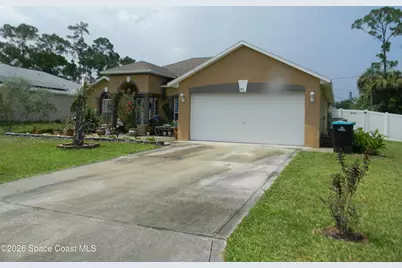 811 Avalon Street SE, Palm Bay, FL 32909 - Photo 3