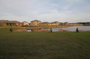 1405 Mineral Loop Dr NW, Palm Bay, FL 32907 - Photo 23