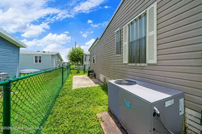 602 N Dolphin Circle, Barefoot Bay, FL 32976 - Photo 25