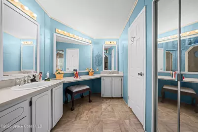 602 N Dolphin Circle, Barefoot Bay, FL 32976 - Photo 19