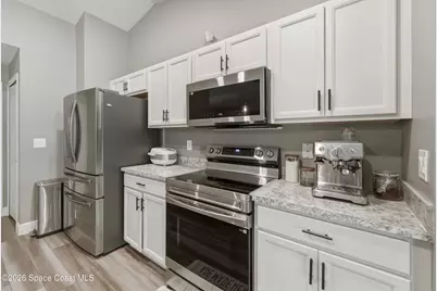 270 Buzby Street SE, Palm Bay, FL 32909 - Photo 11