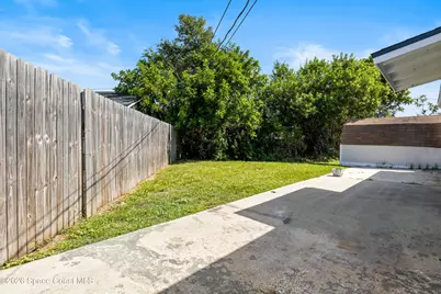 346 Crown Boulevard, Melbourne, FL 32901 - Photo 17
