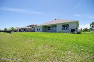 5022 Alabaster Dr, Grant-Valkaria, FL 32949 - Photo 23