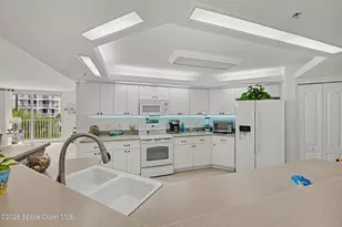8924 Puerto Del Rio Dr, Cape Canaveral, FL 32920 - Photo 9