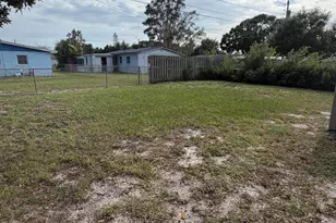 2559 Locksley Rd, Melbourne, FL 32935 - Photo 19