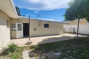 407 4th Street N, Cocoa Beach, FL 32931 - Photo 13