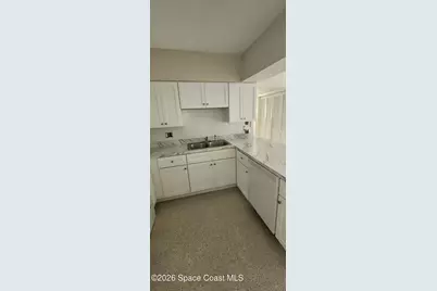 407 4th Street N, Cocoa Beach, FL 32931 - Photo 9