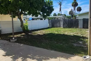 407 4th Street N, Cocoa Beach, FL 32931 - Photo 11