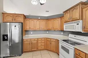 3525 Gloria Ave, Mims, FL 32754 - Photo 9