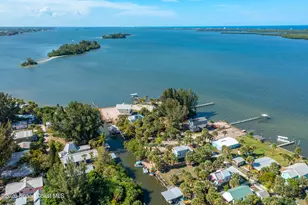47 Vip Is, Grant-Valkaria, FL 32949 - Photo 27