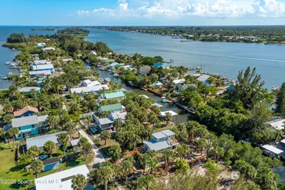 47 Vip Island #B, Grant-Valkaria, FL 32949 - Photo 21