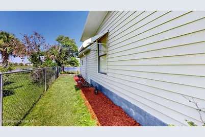 1724 Mango Street NE, Palm Bay, FL 32905 - Photo 19