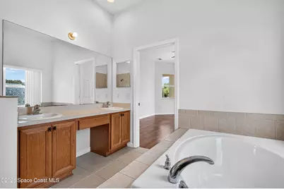1623 Capistrano Avenue NW, Melbourne, FL 32907 - Photo 11