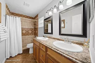 2504 Plantation Dr, Melbourne, FL 32901 - Photo 13