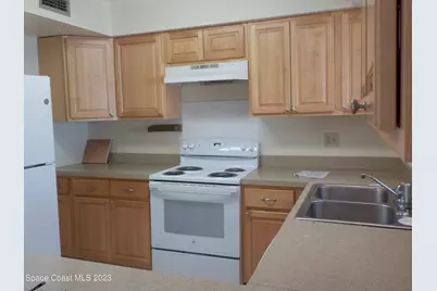 636 Hampton Drive NE, Palm Bay, FL 32905 - Photo 5