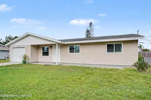 1023 Jersey Ln NE, Palm Bay, FL 32905 - Photo 3