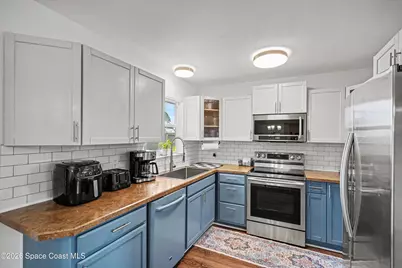 1023 Jersey Lane NE, Palm Bay, FL 32905 - Photo 11