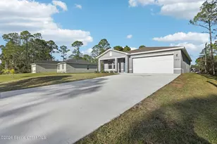 796 Doverbrook Rd NW, Palm Bay, FL 32907 - Photo 7