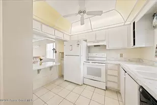 171 Cape Shores Cir, Cape Canaveral, FL 32920 - Photo 5