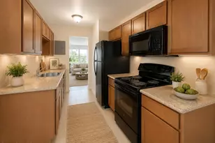 1440 Parkway Dr, Melbourne, FL 32935 - Photo 5