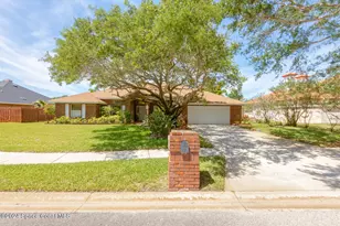 410 Oriole Ln, Indialantic, FL 32903 - Photo 3