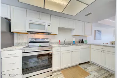 305 Jimmy Buffett Memorial Highway #15, Satellite Beach, FL 32937 - Photo 3