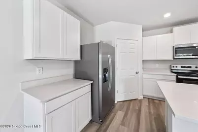 566 Rembrandt Street SE, Palm Bay, FL 32909 - Photo 11