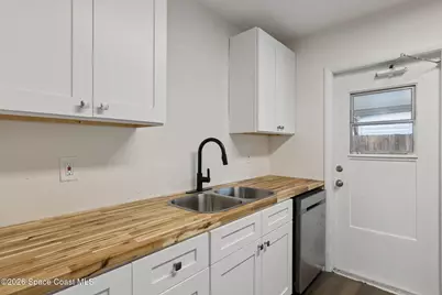 1061 Bianca Drive NE, Palm Bay, FL 32905 - Photo 11