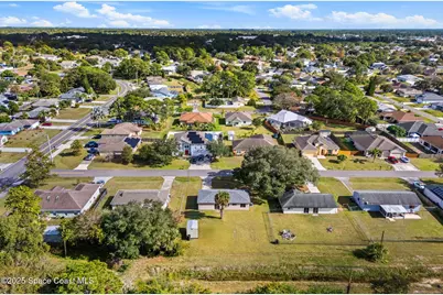 268 Melba Avenue NW, Palm Bay, FL 32907 - Photo 7