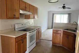 1995 Snapdragon Dr NW, Palm Bay, FL 32907 - Photo 5