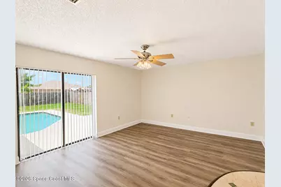662 Castaways Street NE, Palm Bay, FL 32907 - Photo 9