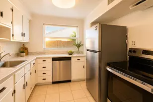 105 Primrose Ln SE, Melbourne, FL 32901 - Photo 5
