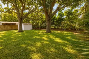 105 Primrose Ln SE, Melbourne, FL 32901 - Photo 11