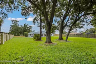 2370 Ophelia Ln, Melbourne, FL 32934 - Photo 23