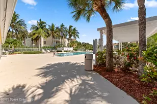 1841 Island Club Dr, Indialantic, FL 32903 - Photo 13