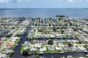 1545 W Coral Ct, Merritt Island, FL 32952 - Photo 3