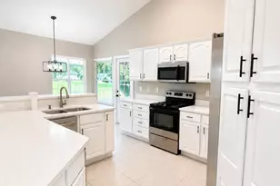 1007 Spanish Wells Dr, Melbourne, FL 32940 - Photo 7