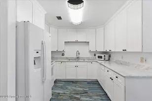 1820 Waterford Dr, Vero Beach, FL 32966 - Photo 9