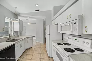 1699 Givens Ct NW, Palm Bay, FL 32907 - Photo 7