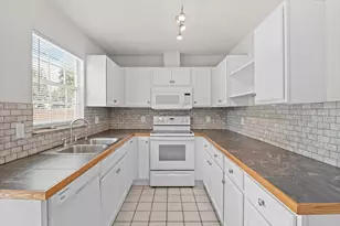1263 37th Ave SW, Vero Beach, FL 32968 - Photo 3