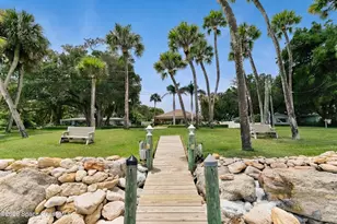 949 N Indian River Dr, Cocoa, FL 32922 - Photo 3