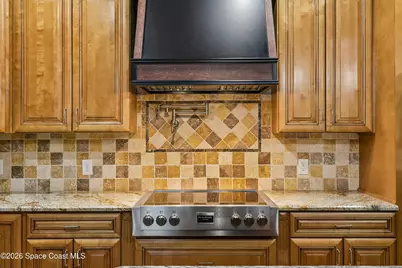 949 N Indian River Drive, Cocoa, FL 32922 - Photo 21